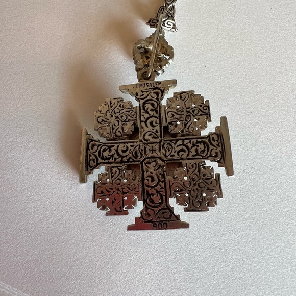 Vintage Jerusalem Necklace and Box 100 percent Sterling Silver - Picture 3 of 5